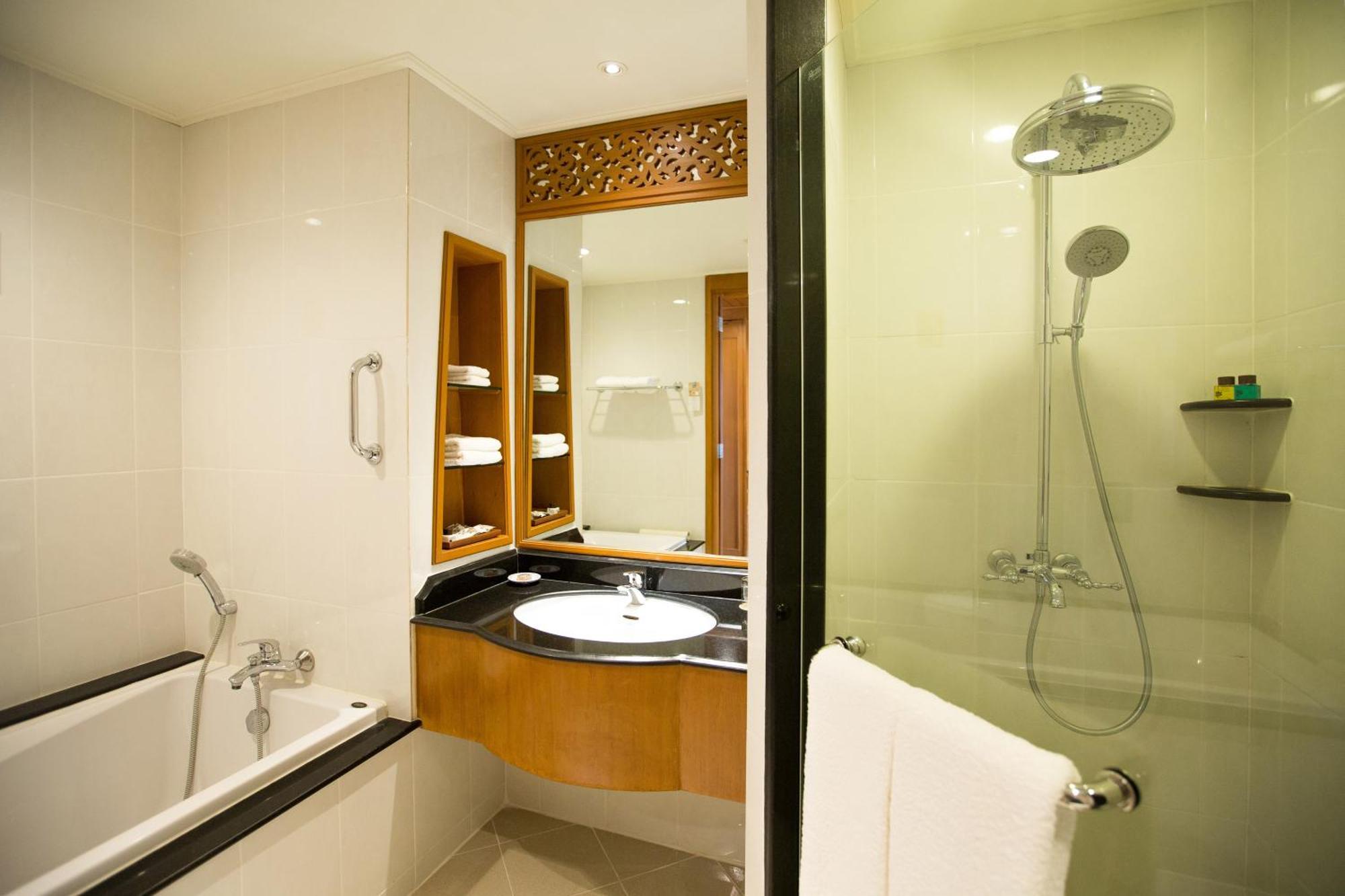 Deluxe Double or Twin Room,1432987939:JPEG
